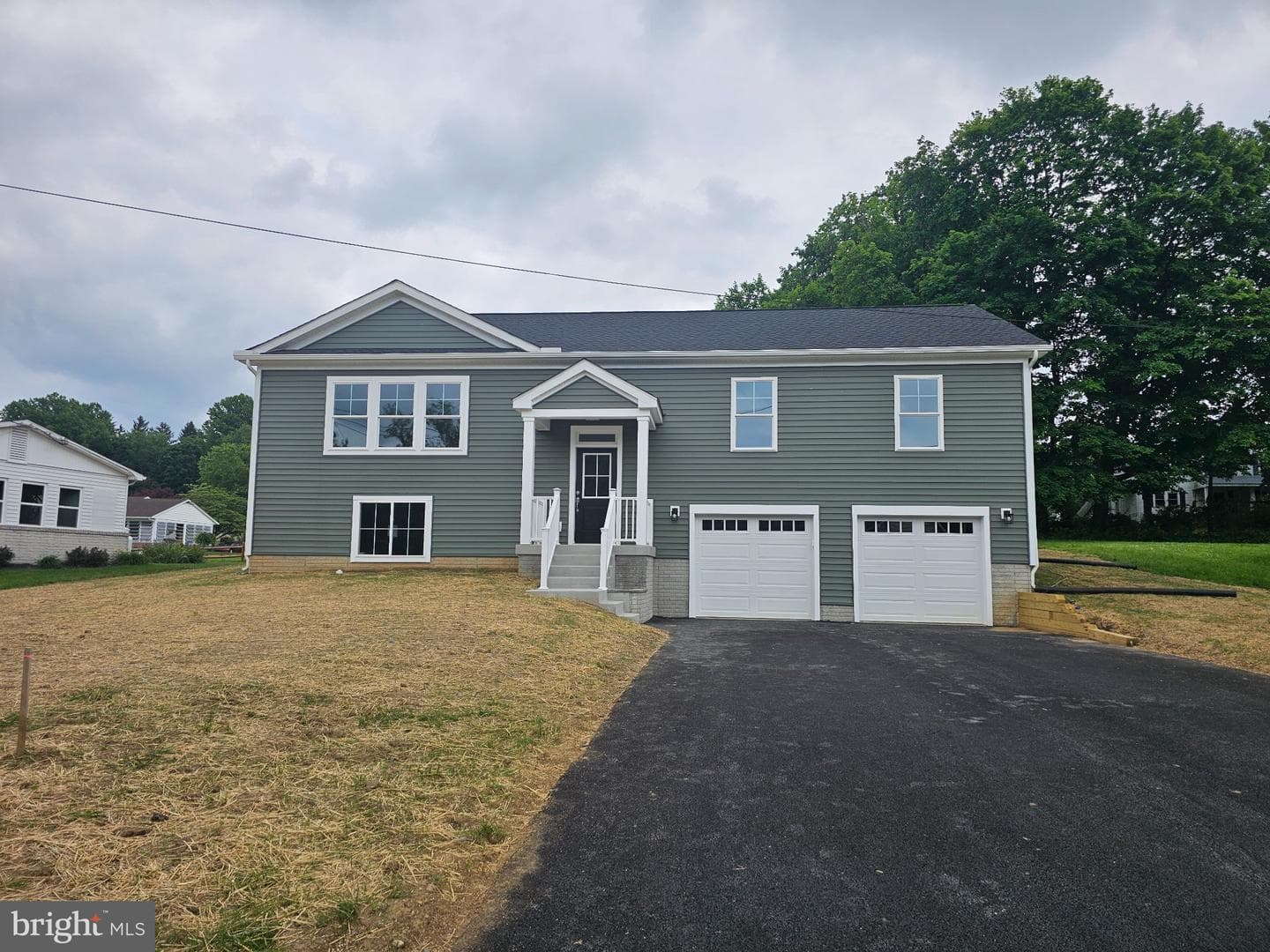 15320 Summit Farm Drive