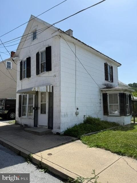 27 Cottage Street, Waynesboro