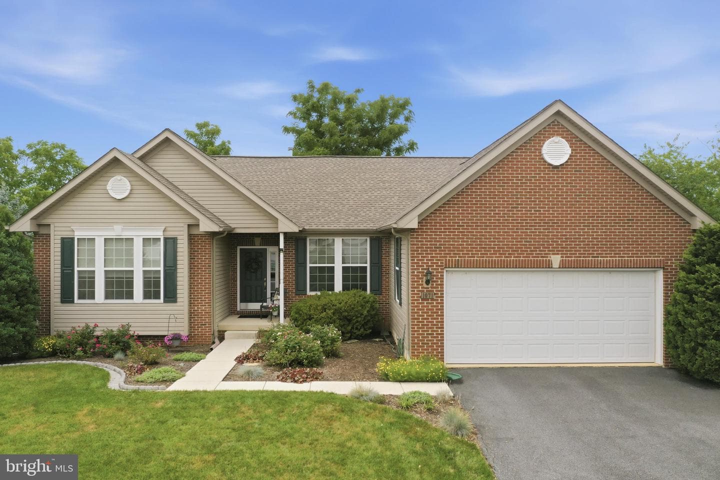 1071 Crestwood Drive, Chambersburg