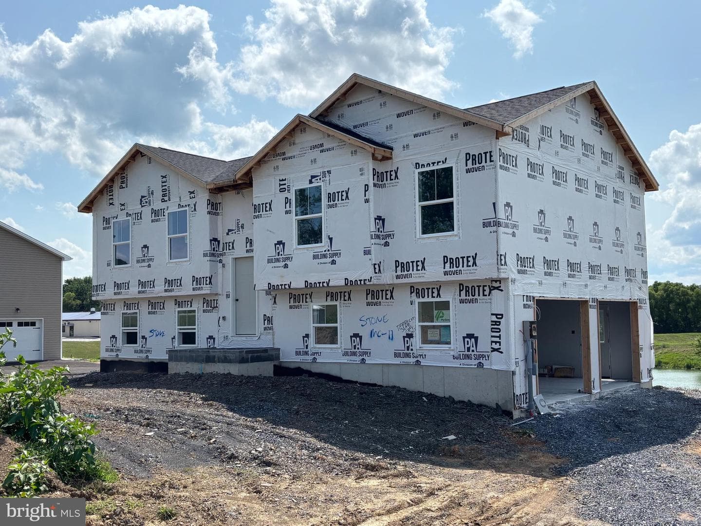 181 Meadowcreek Drive N, Chambersburg