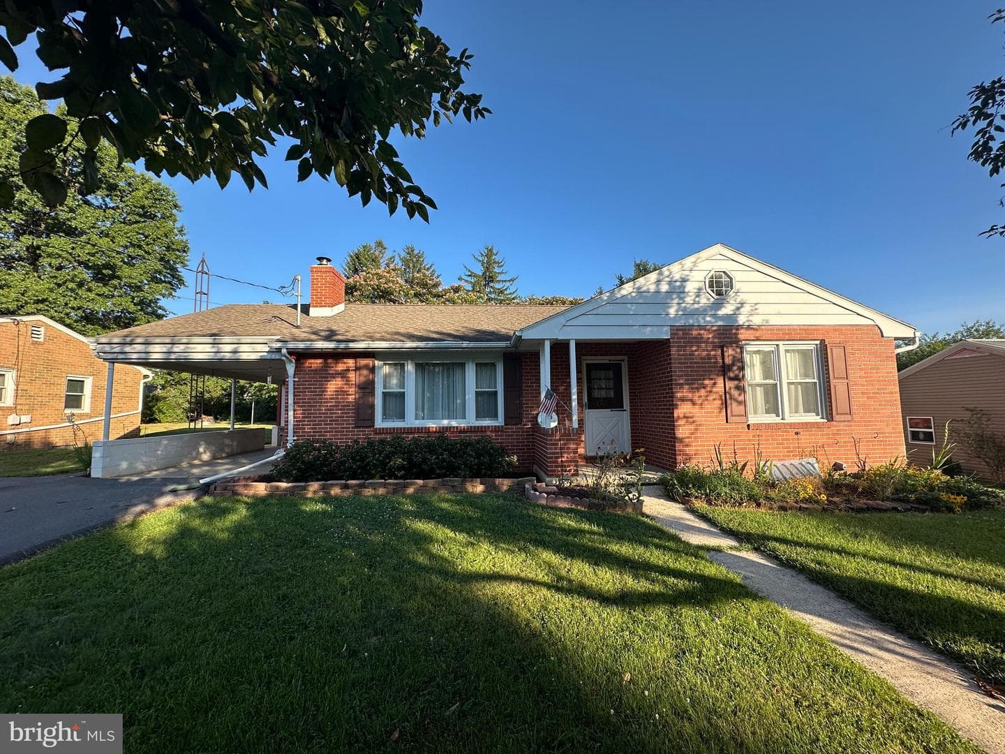 5961 Buchanan Drive photo 1