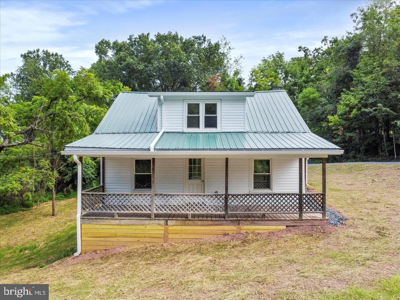 10559 Lincoln Highway photo 1