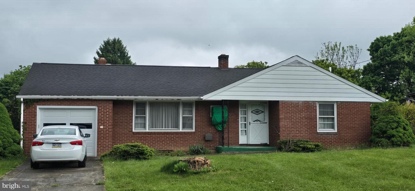 1080 Lincoln Way E