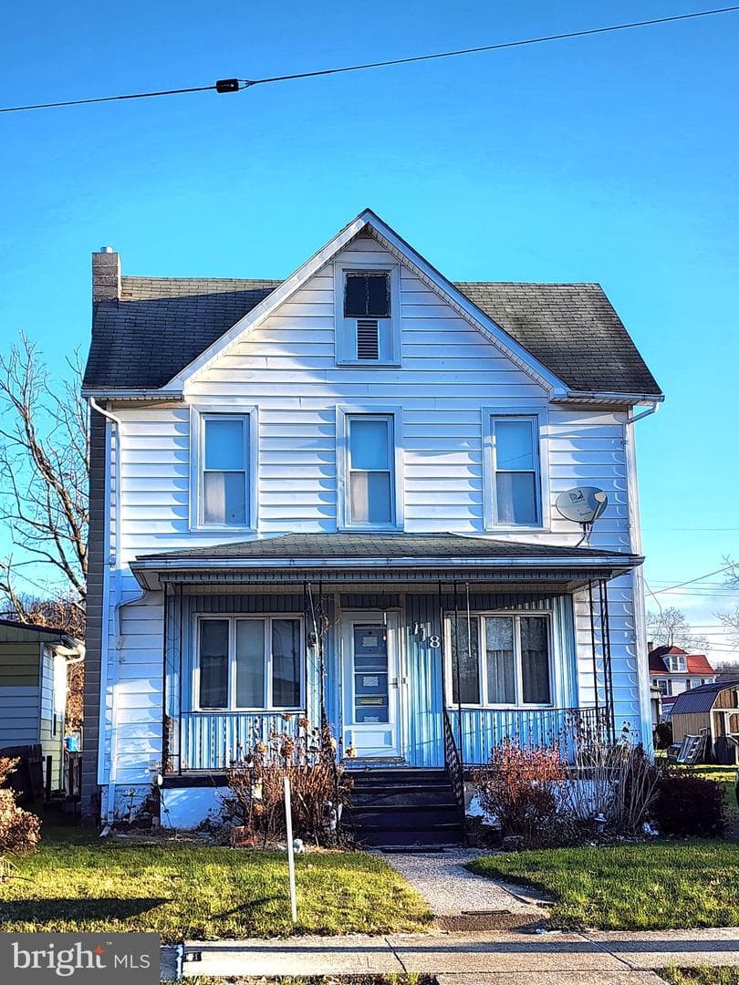 118 W Walnut Street photo 1