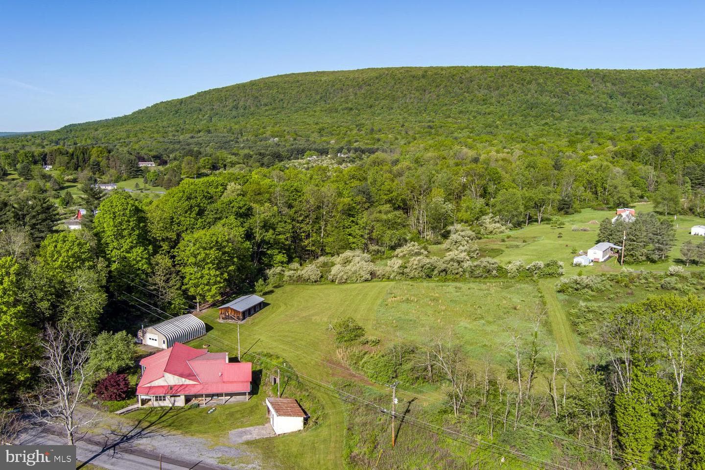 22464 Coles Valley photo 1