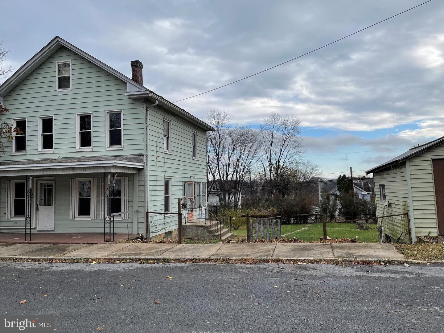 8 Foster Street photo 1