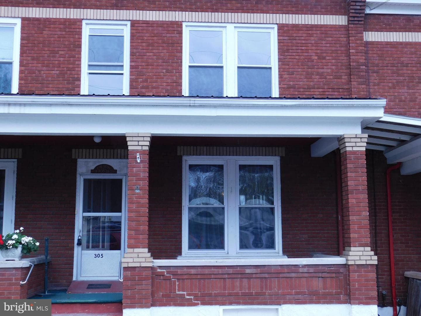 305 Orange Street