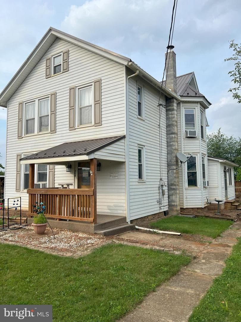 304 W Fourth Street, Port Royal