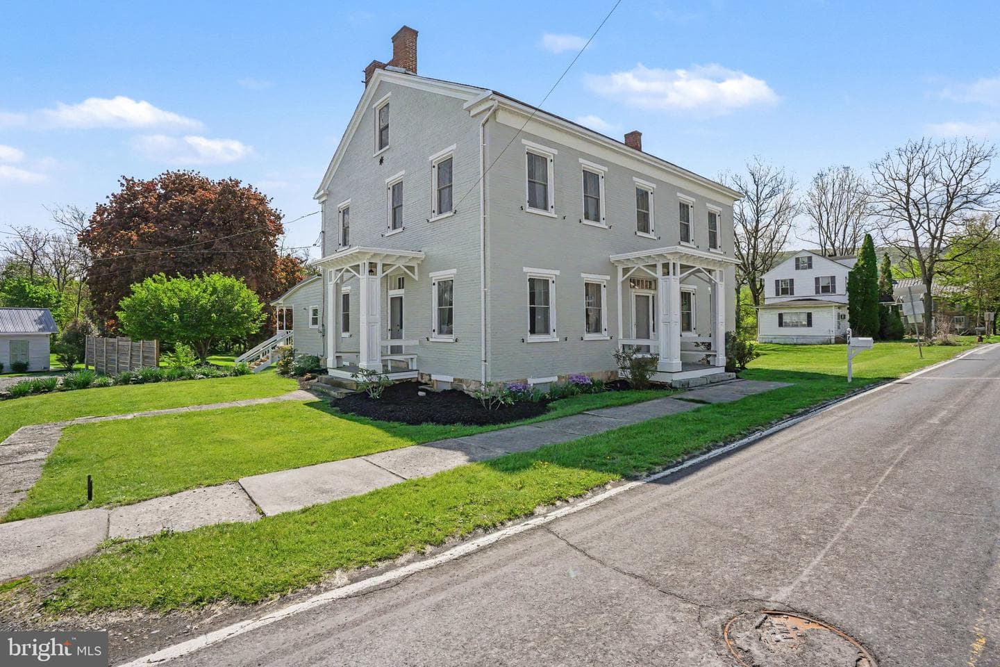 274 S Mill Street photo 1