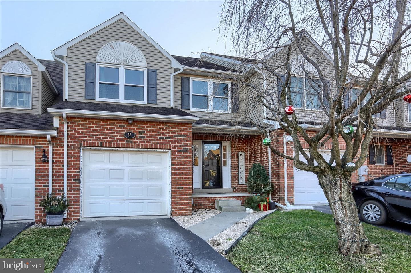 57 Spring Hill Lane photo 1