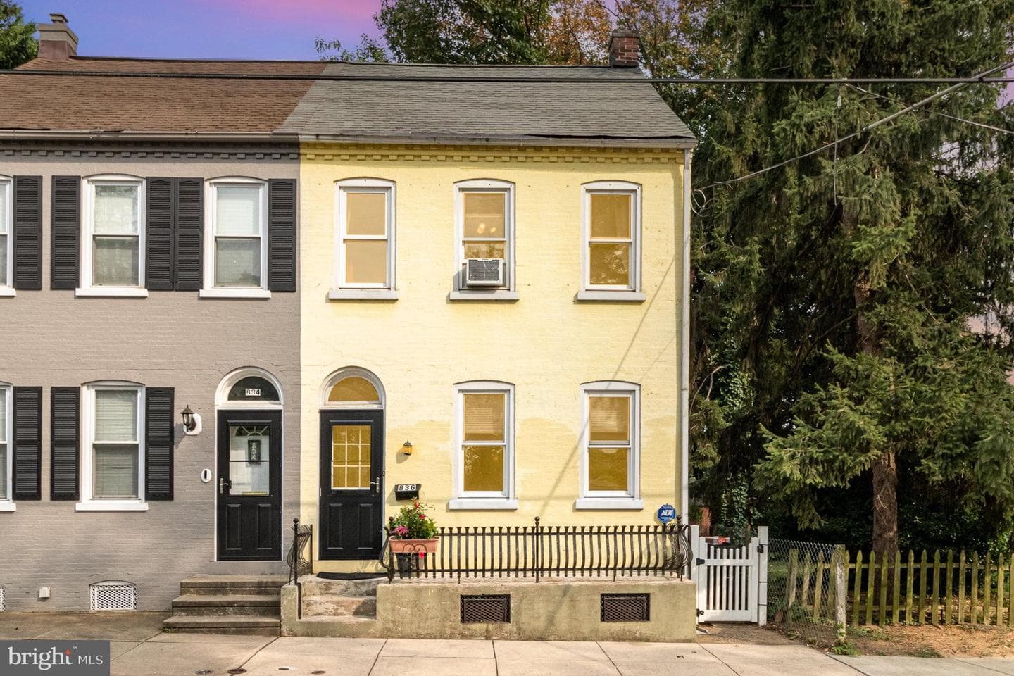 836 High Street photo 1