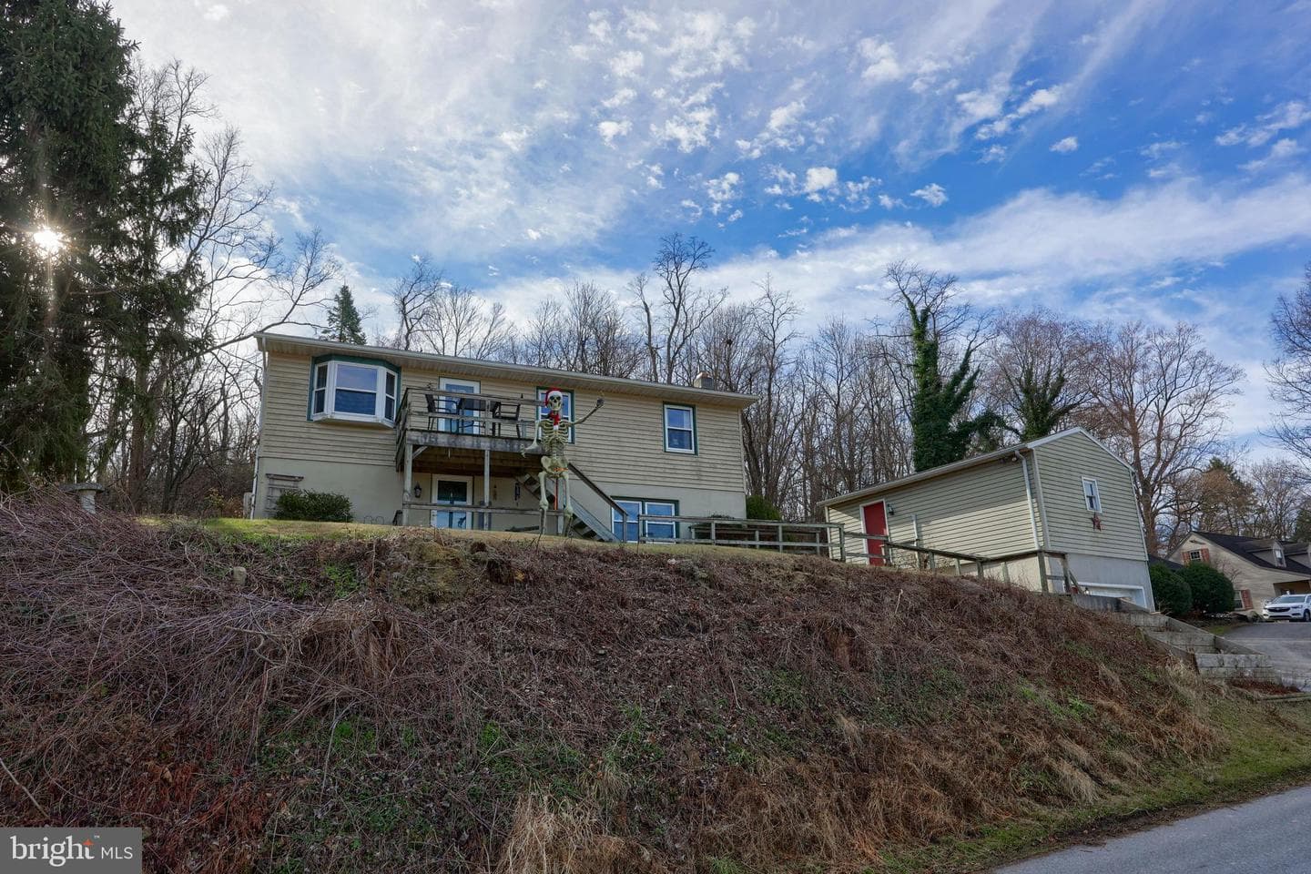 260 Valley Road photo 1