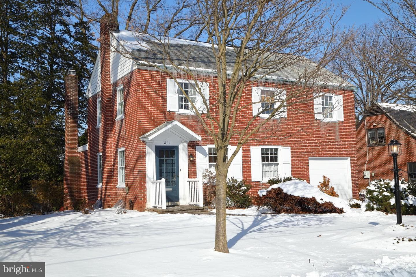 611 E College Avenue photo 1