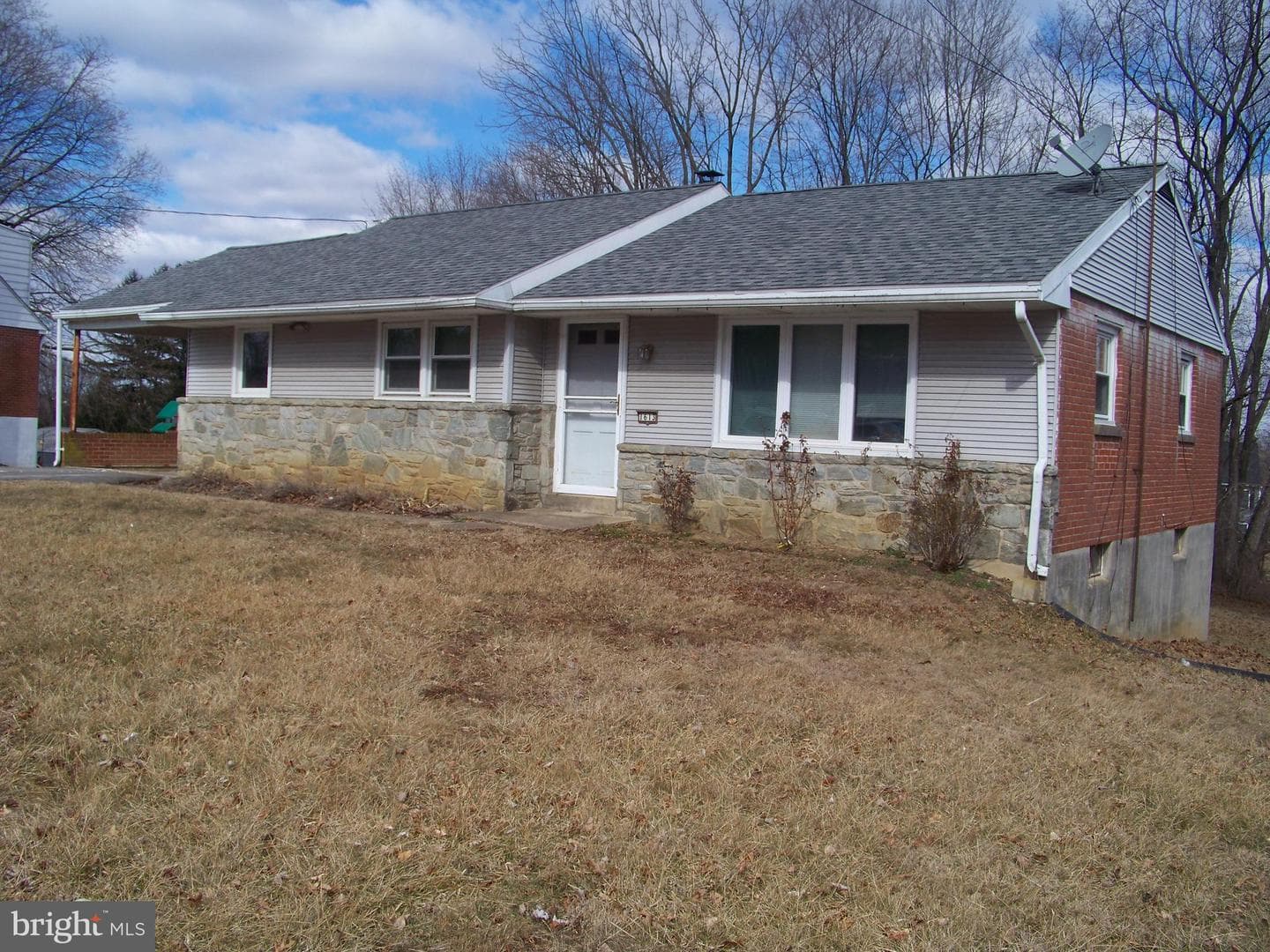1613 Magnolia Drive photo 1