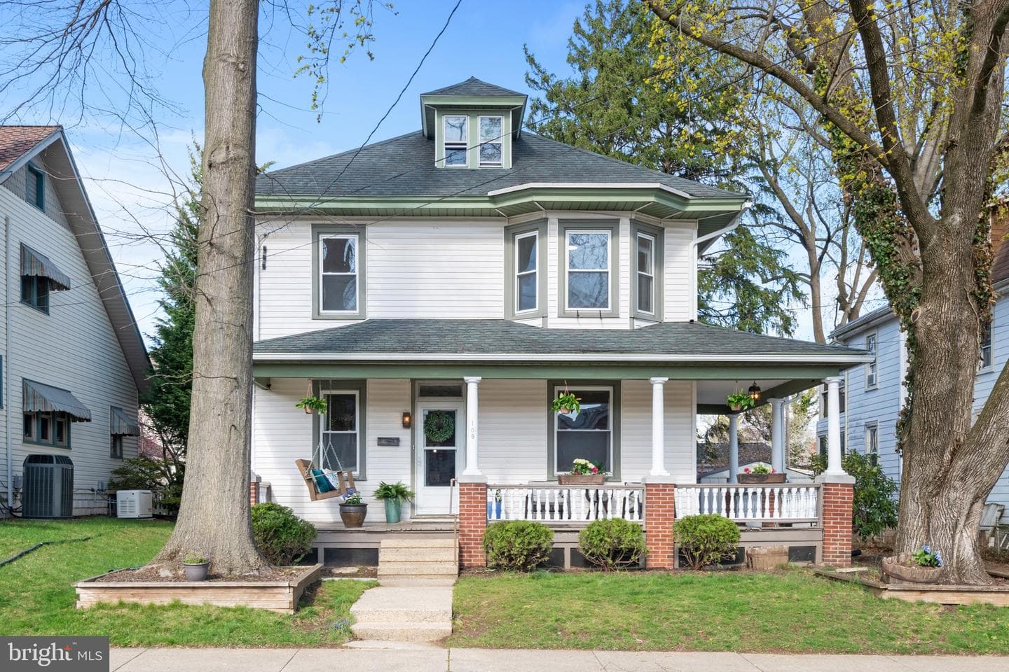 109 S Hazel Street photo 1