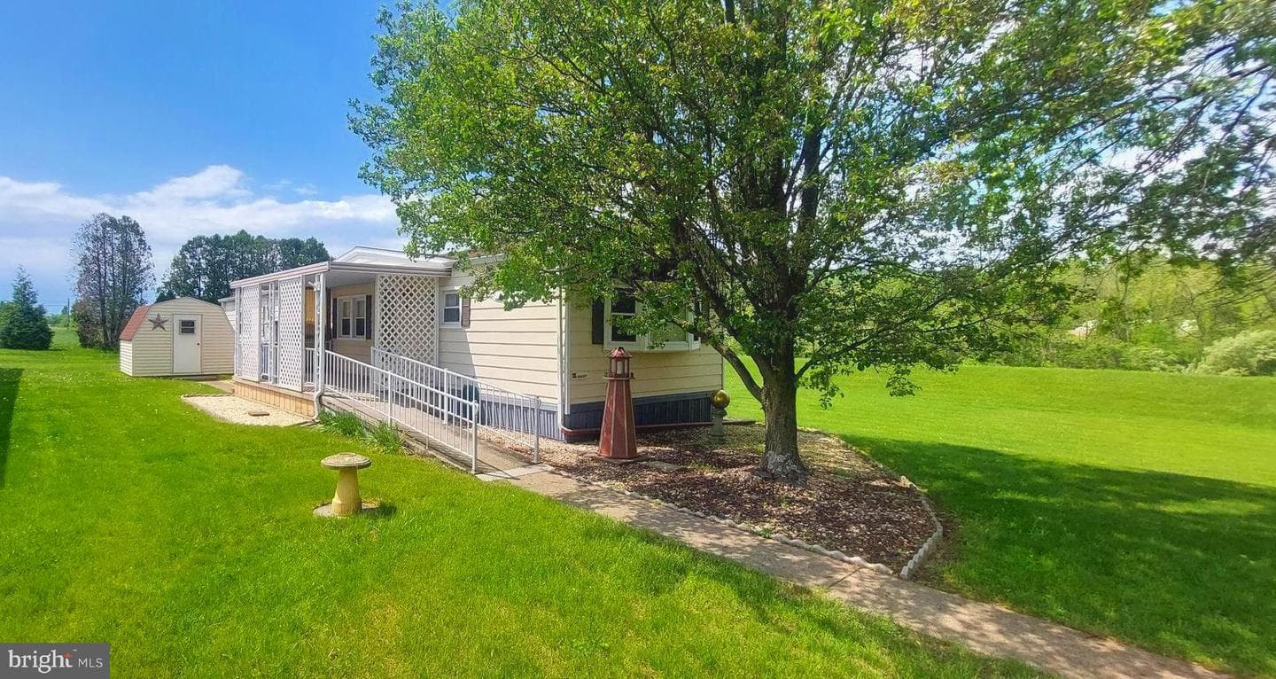 25 Stony Run Village photo 1
