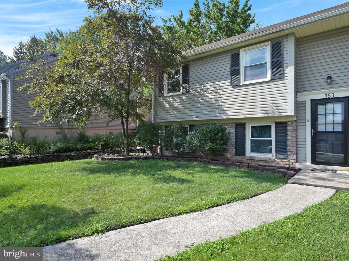 163 Irene Avenue photo 1