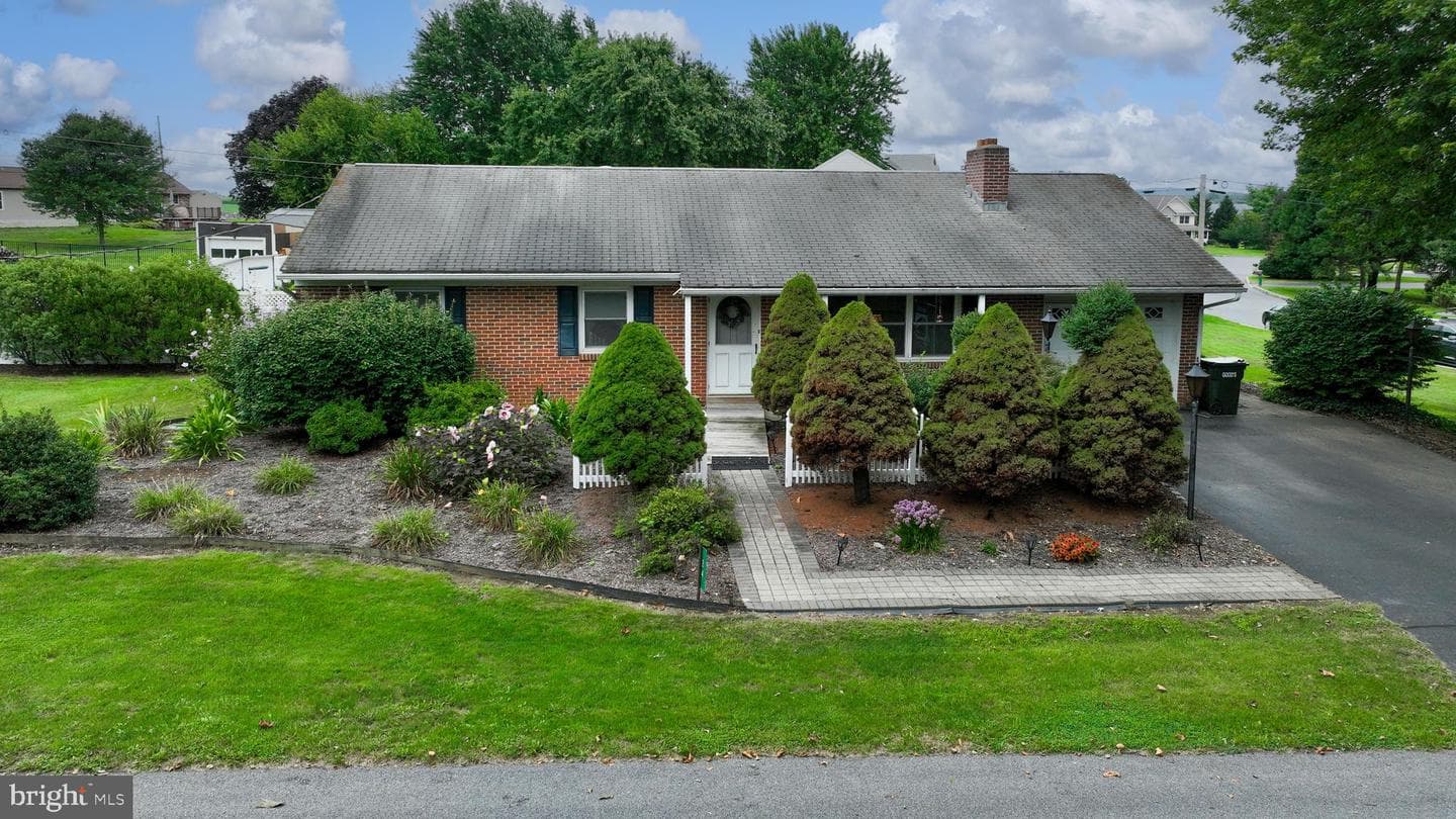 24 Pfautz Avenue photo 1