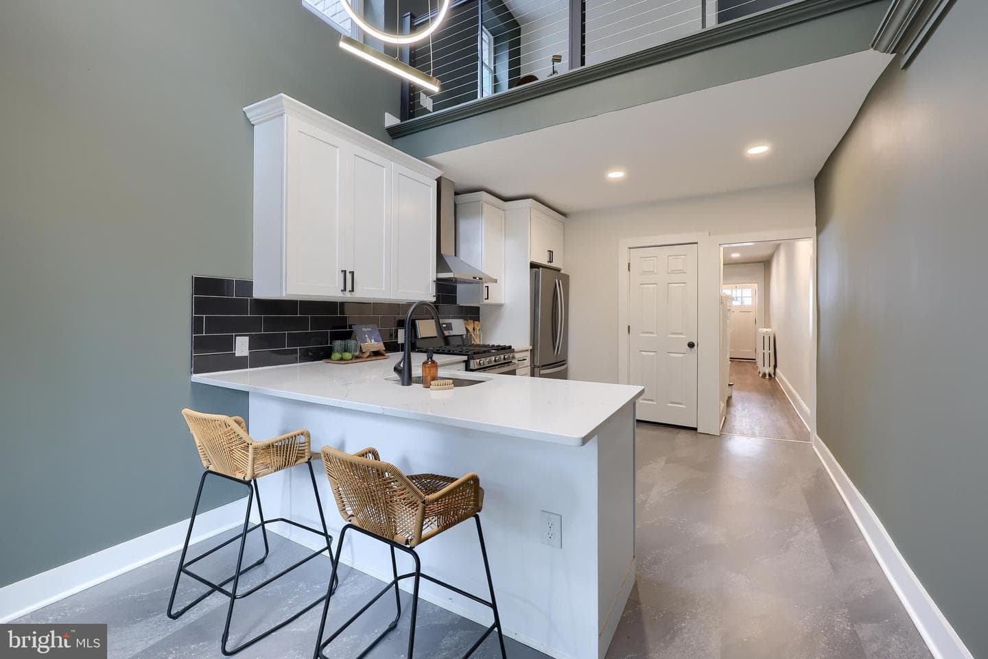 426 Manor Street photo 1