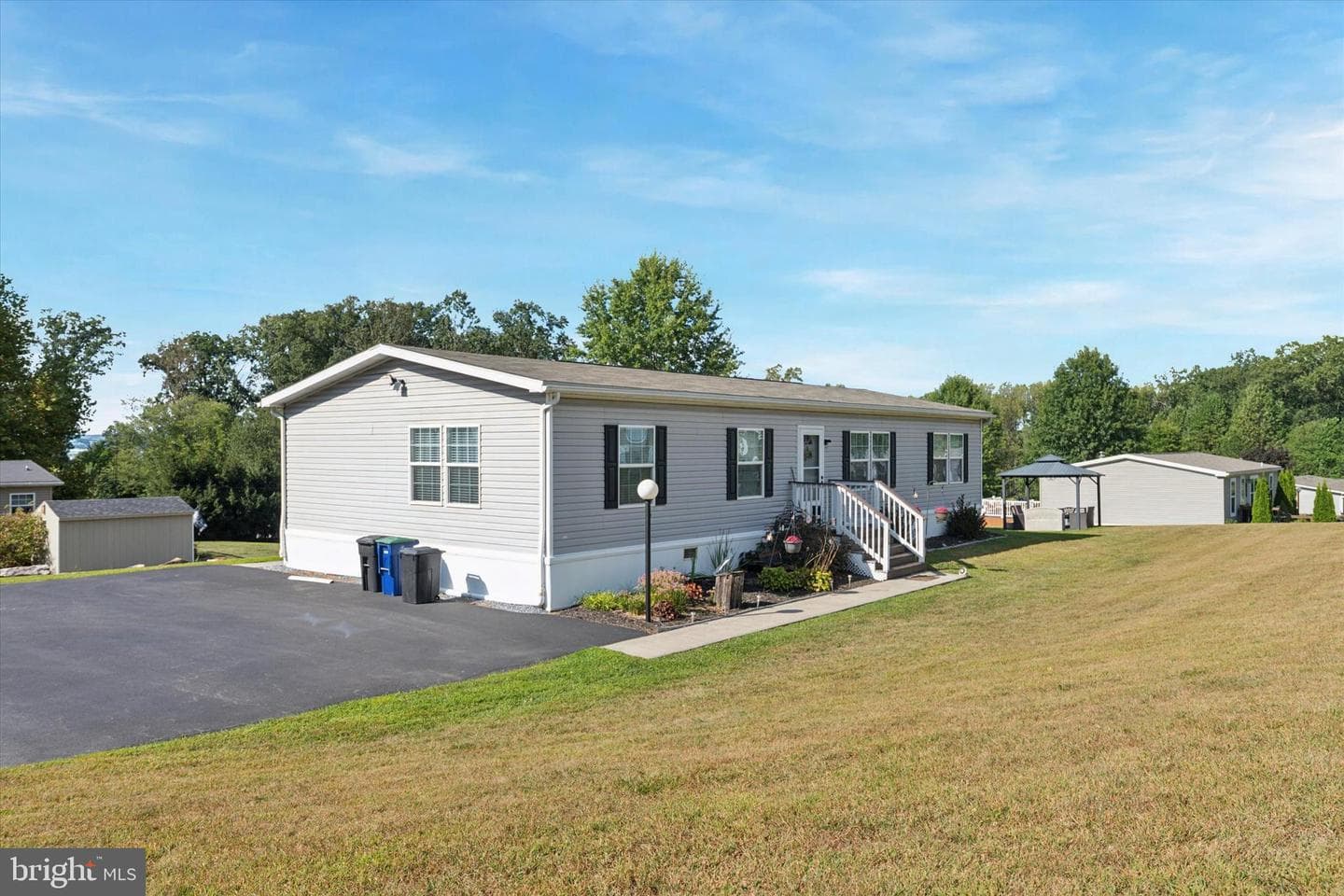 726 Jeb Drive photo 1