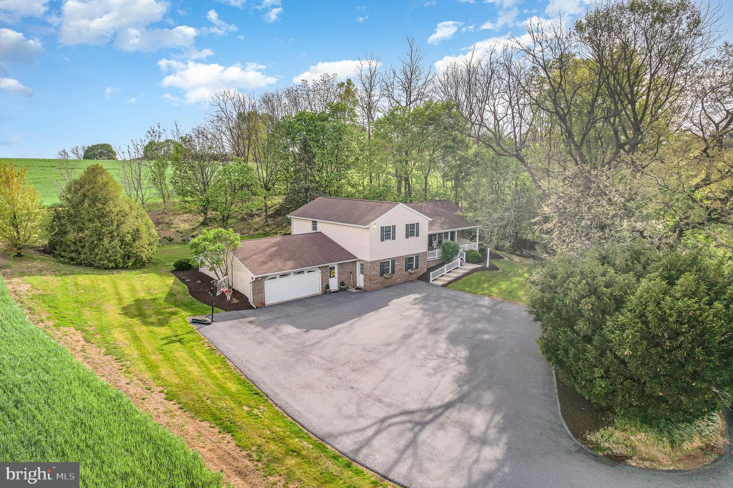 49 W Lexington Road photo 1