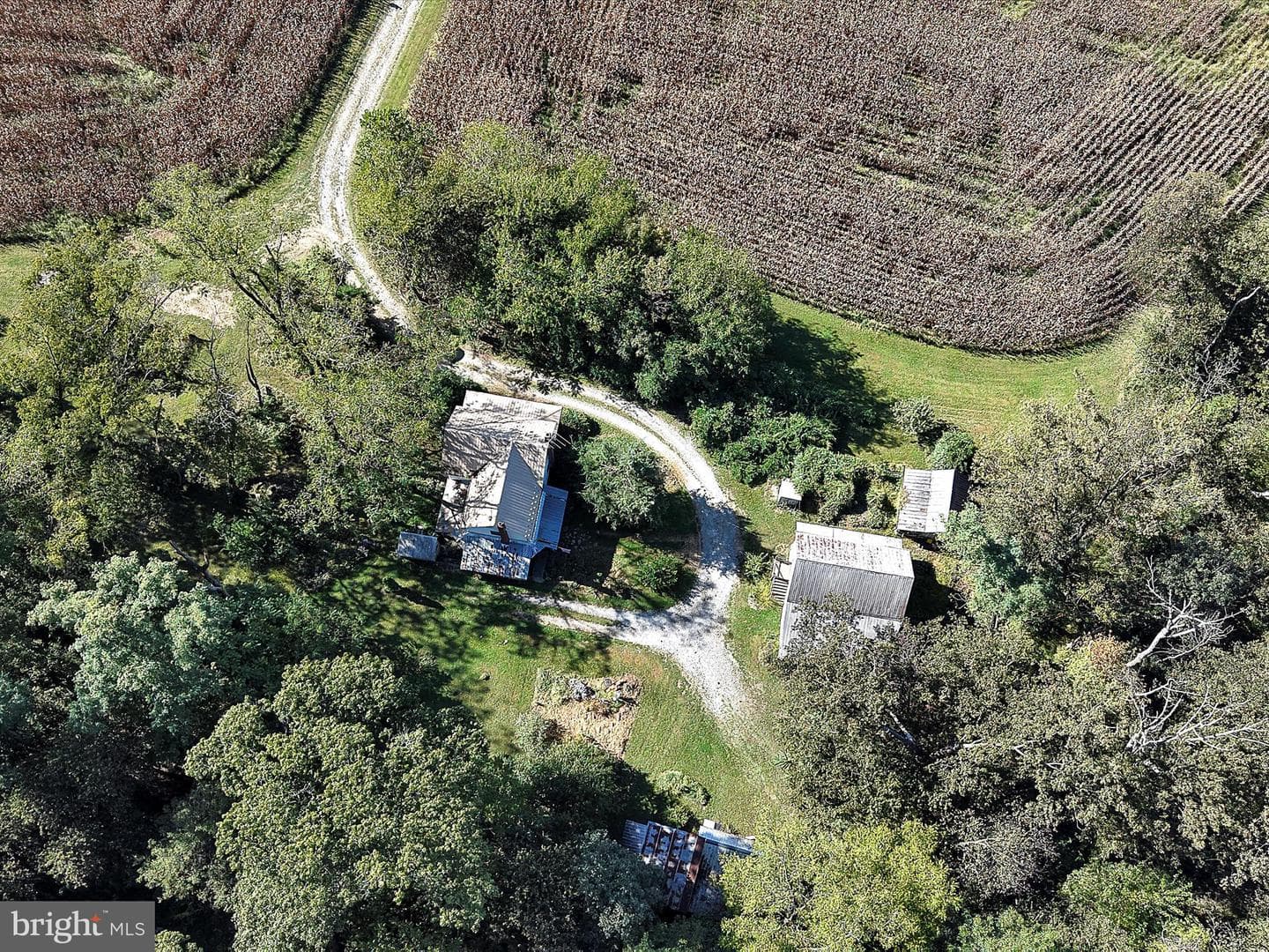 2496 River Road photo 1