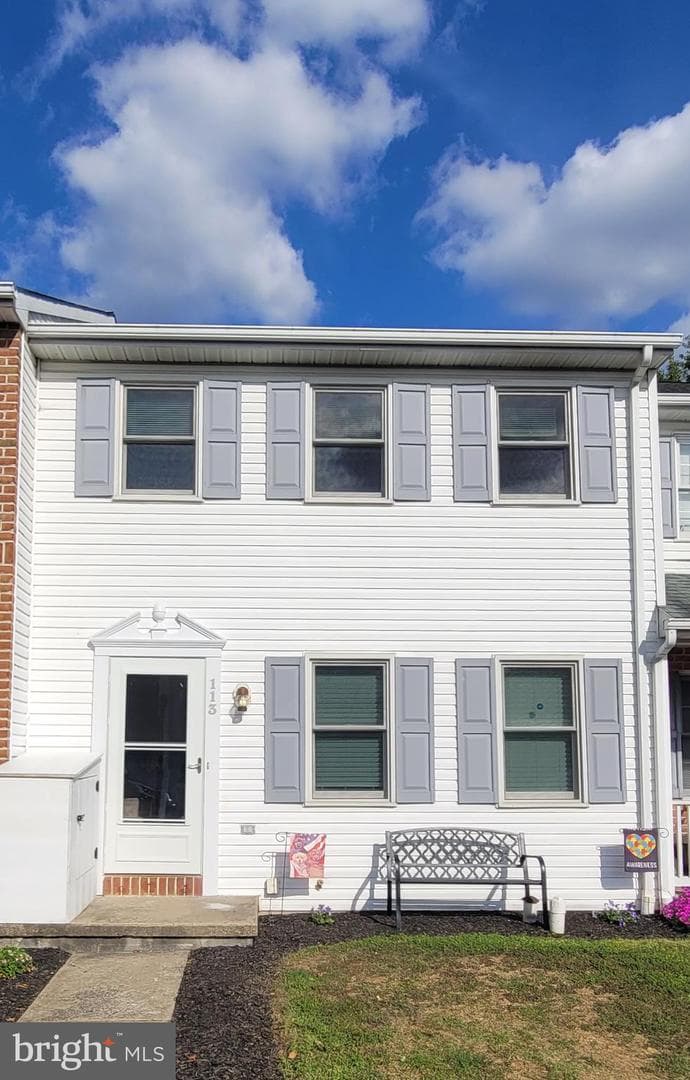 113 Sherfield Court photo 1