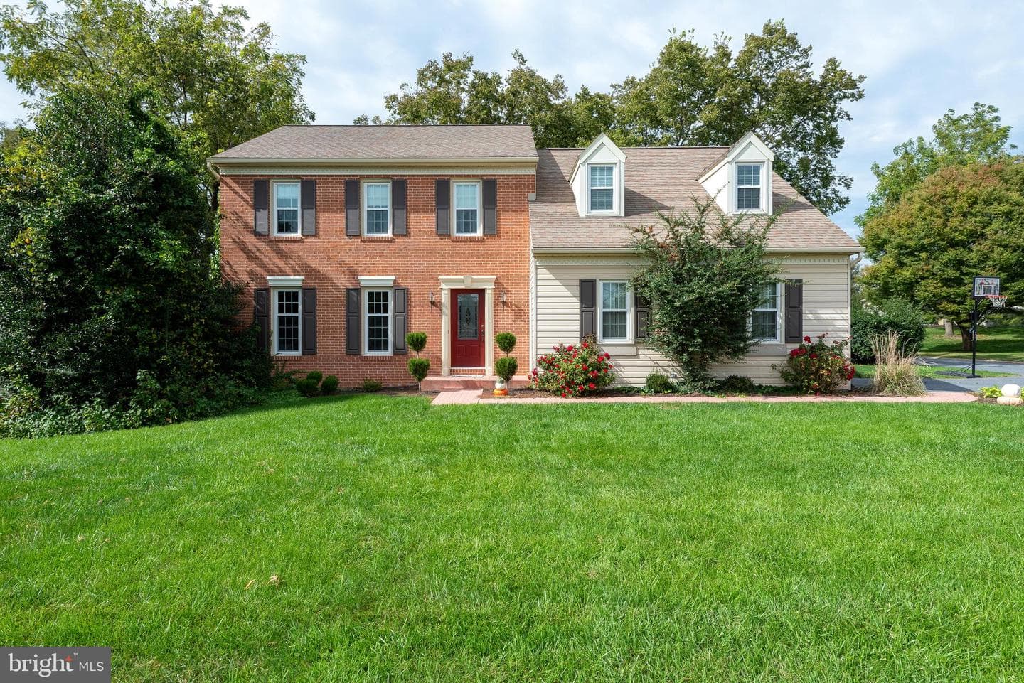 3632 Falcon Court photo 1