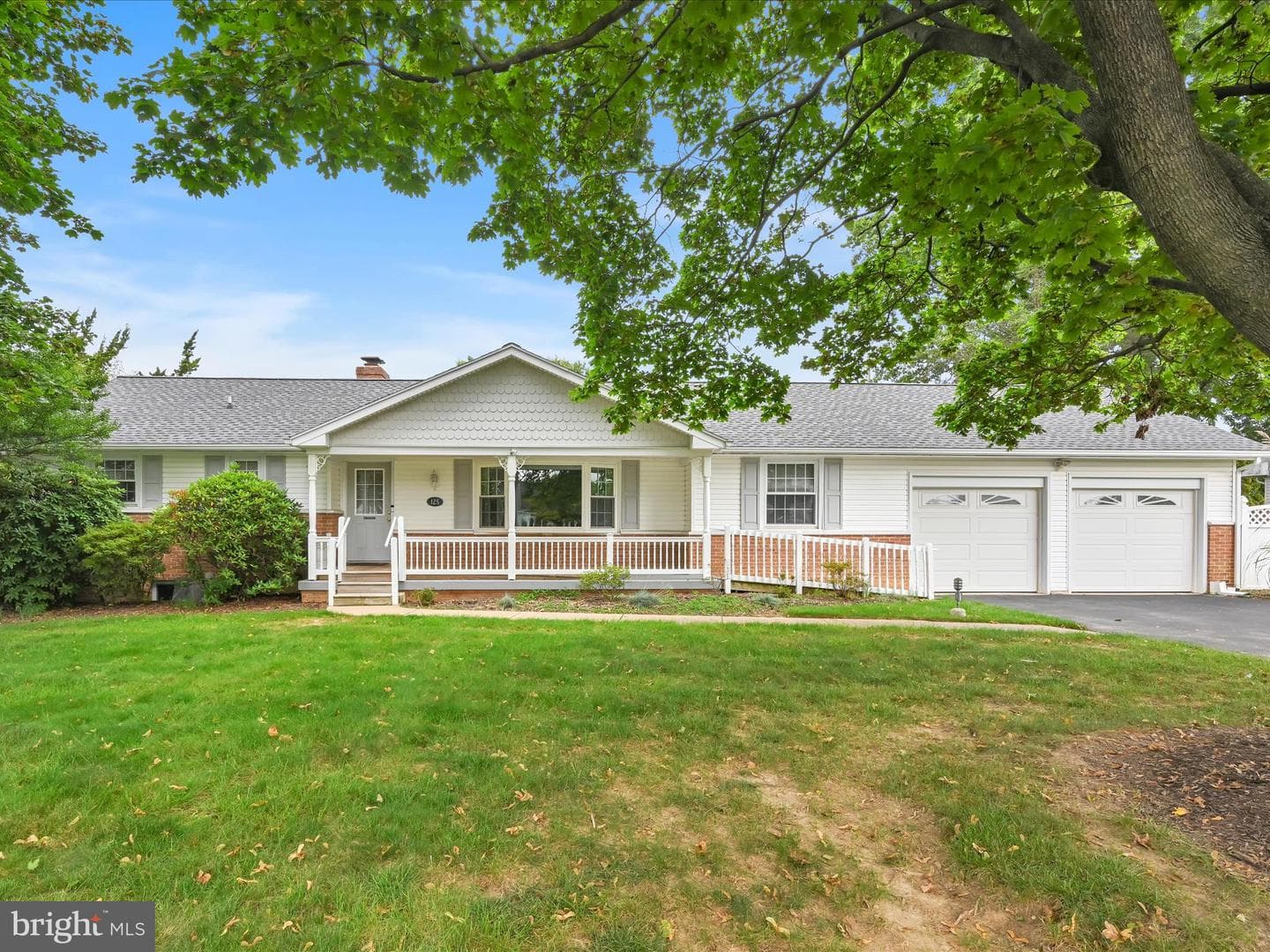 125 Corry Avenue photo 1