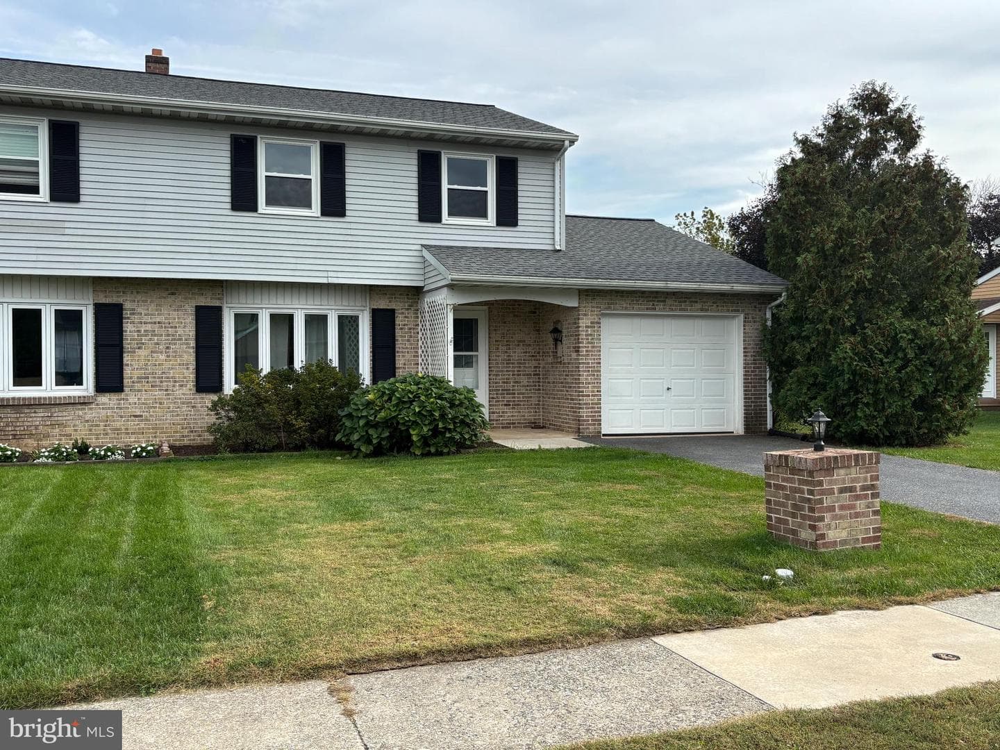 218 Fausnacht Drive photo 1