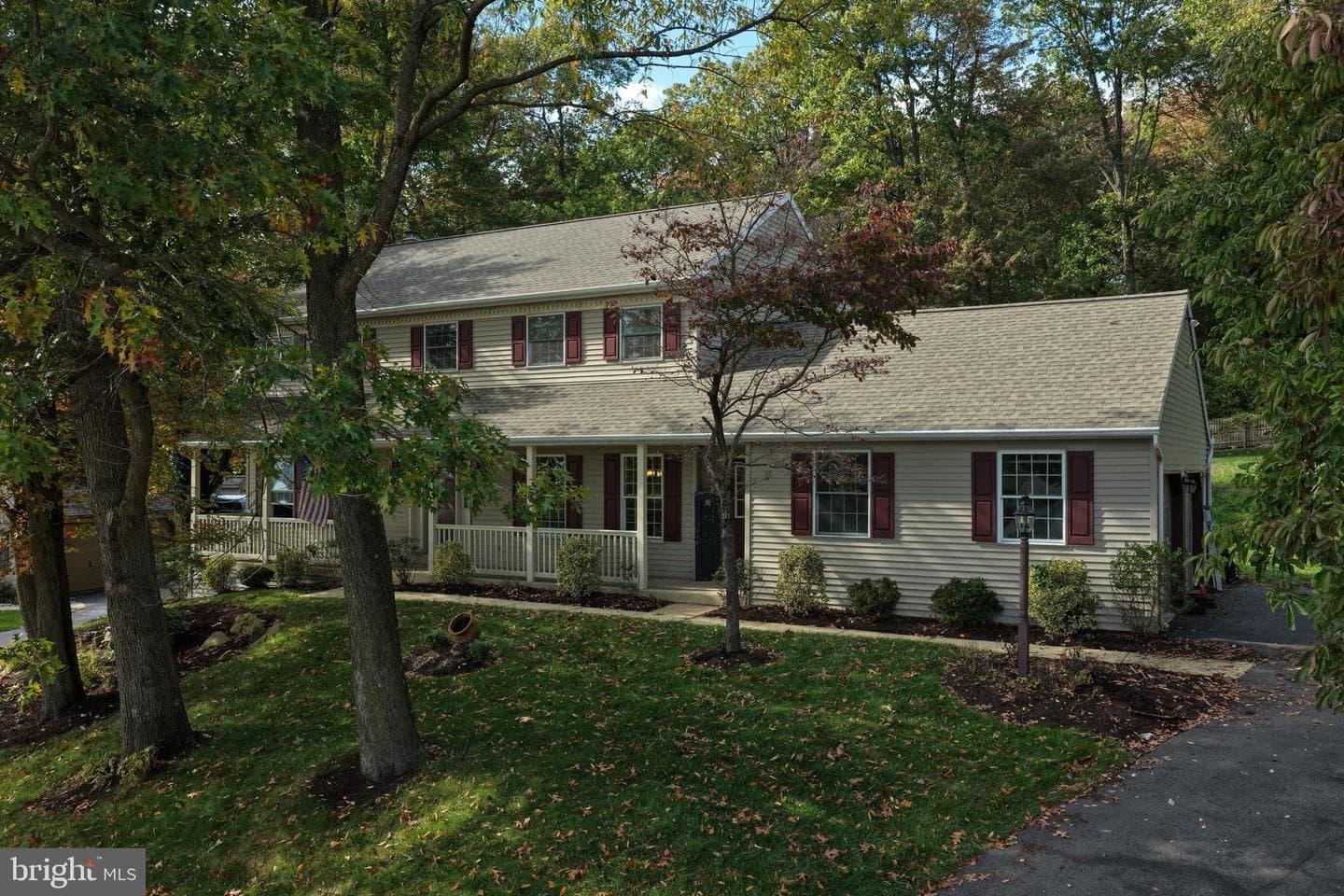 909 Hidden Hollow Drive photo 1