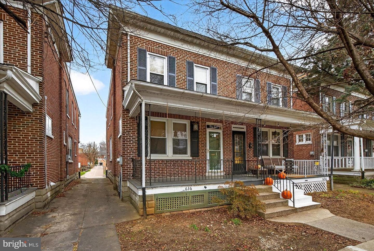 636 Hamilton Street photo 1