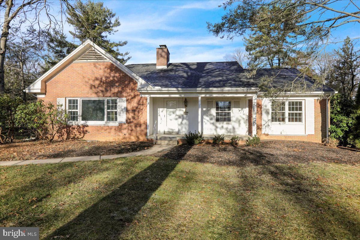 30 N Bausman Drive photo 1