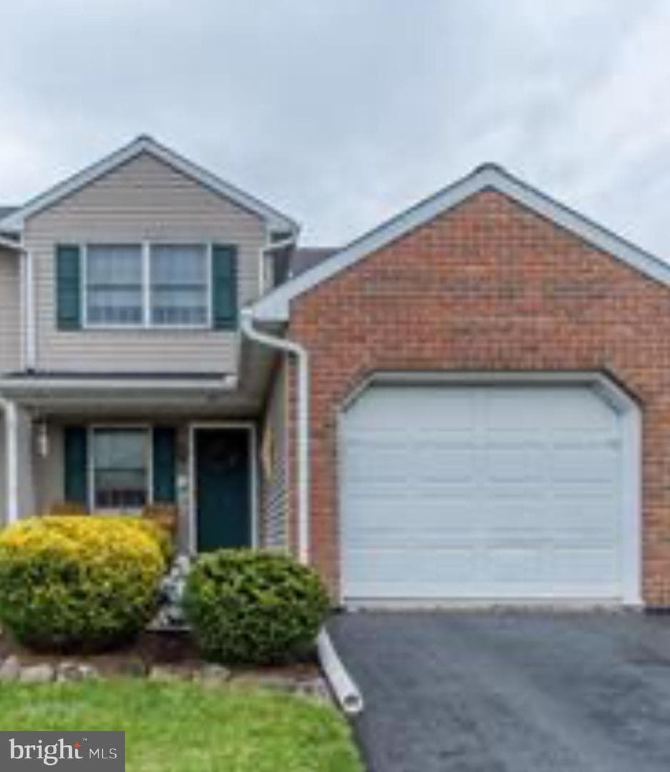 14 Parkview Drive photo 1