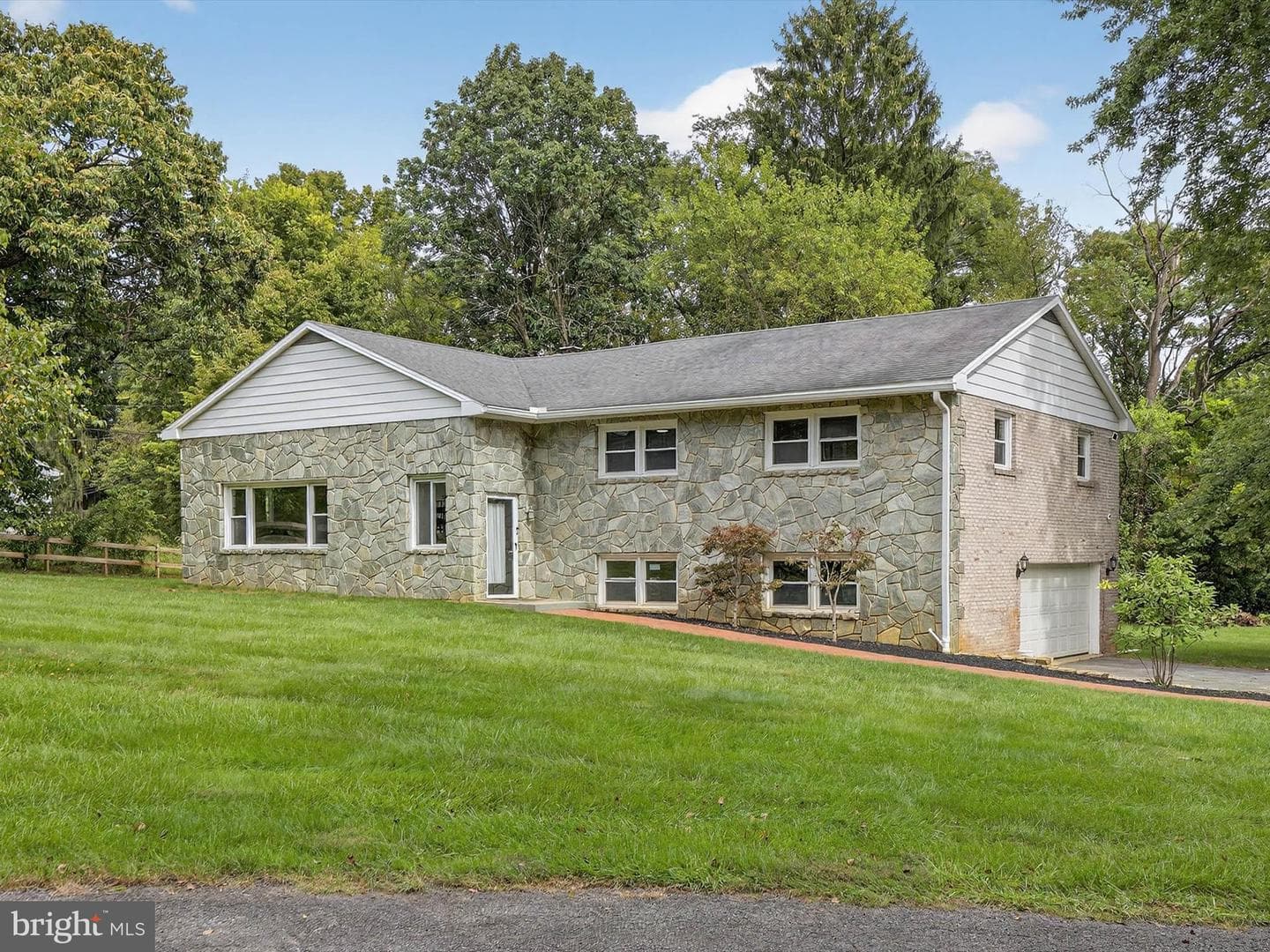 2010 Landis Valley Road photo 1