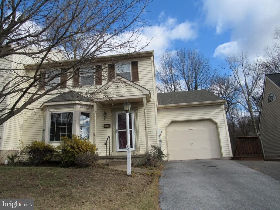 65 Mill Pond Drive photo 1