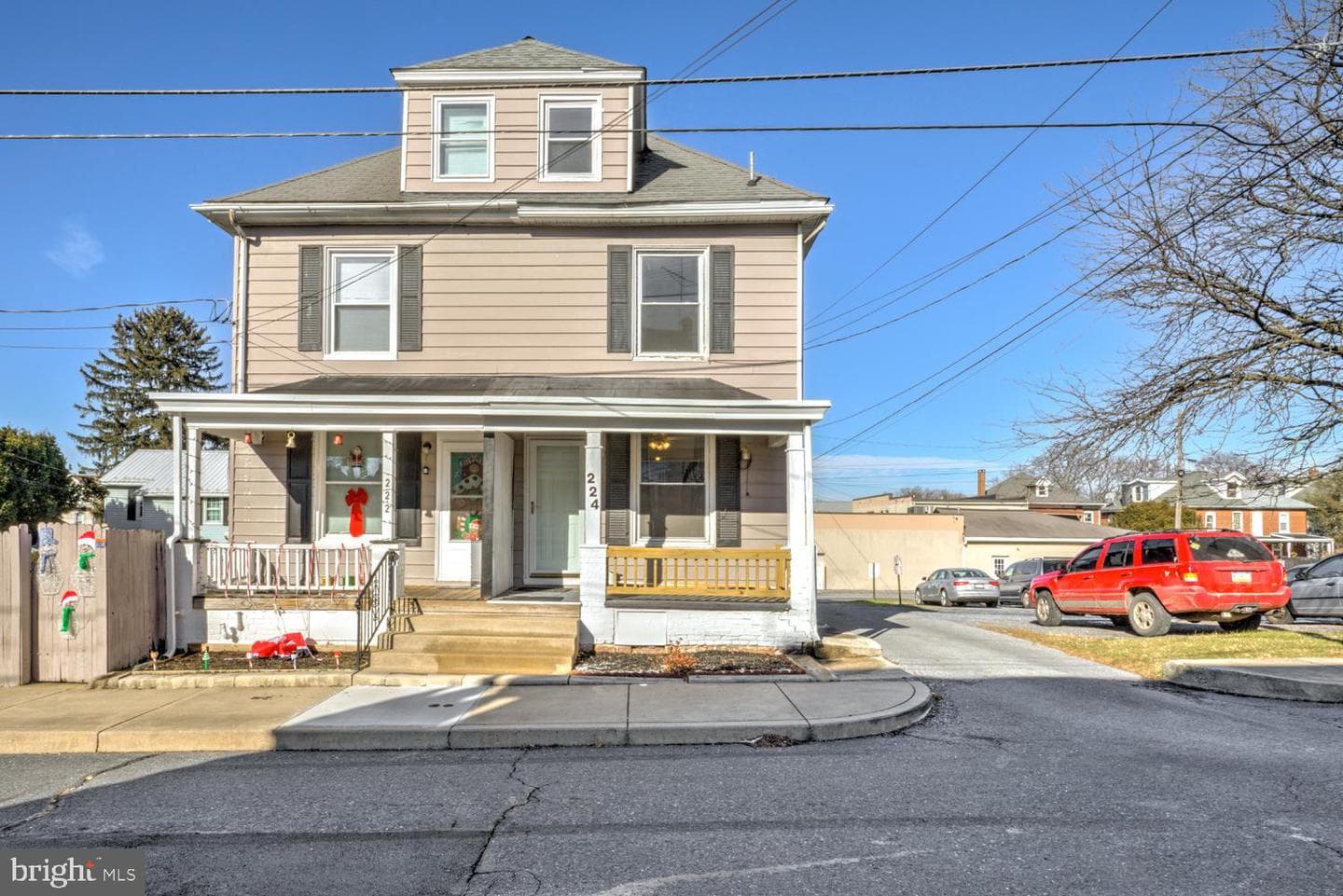 224 Cherry Street photo 1