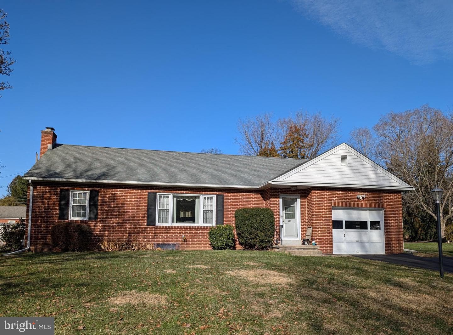 85 Savo Avenue photo 1