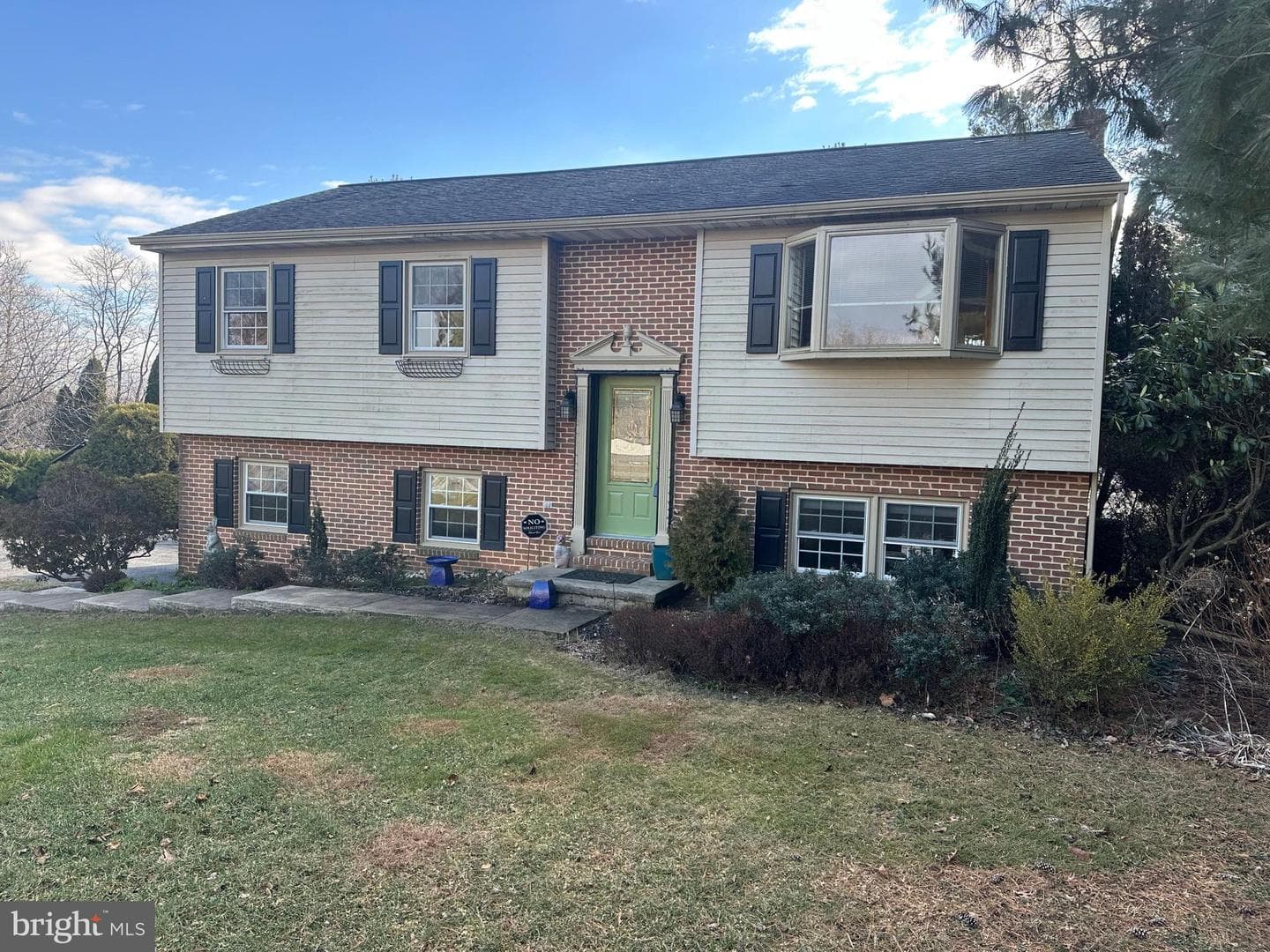14 Carol Lane photo 1