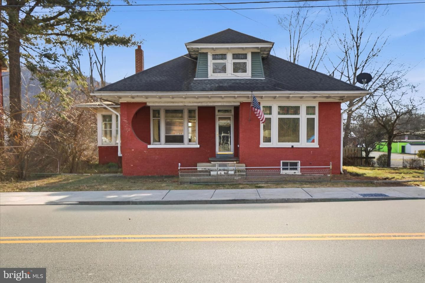 127 W Main Street photo 1