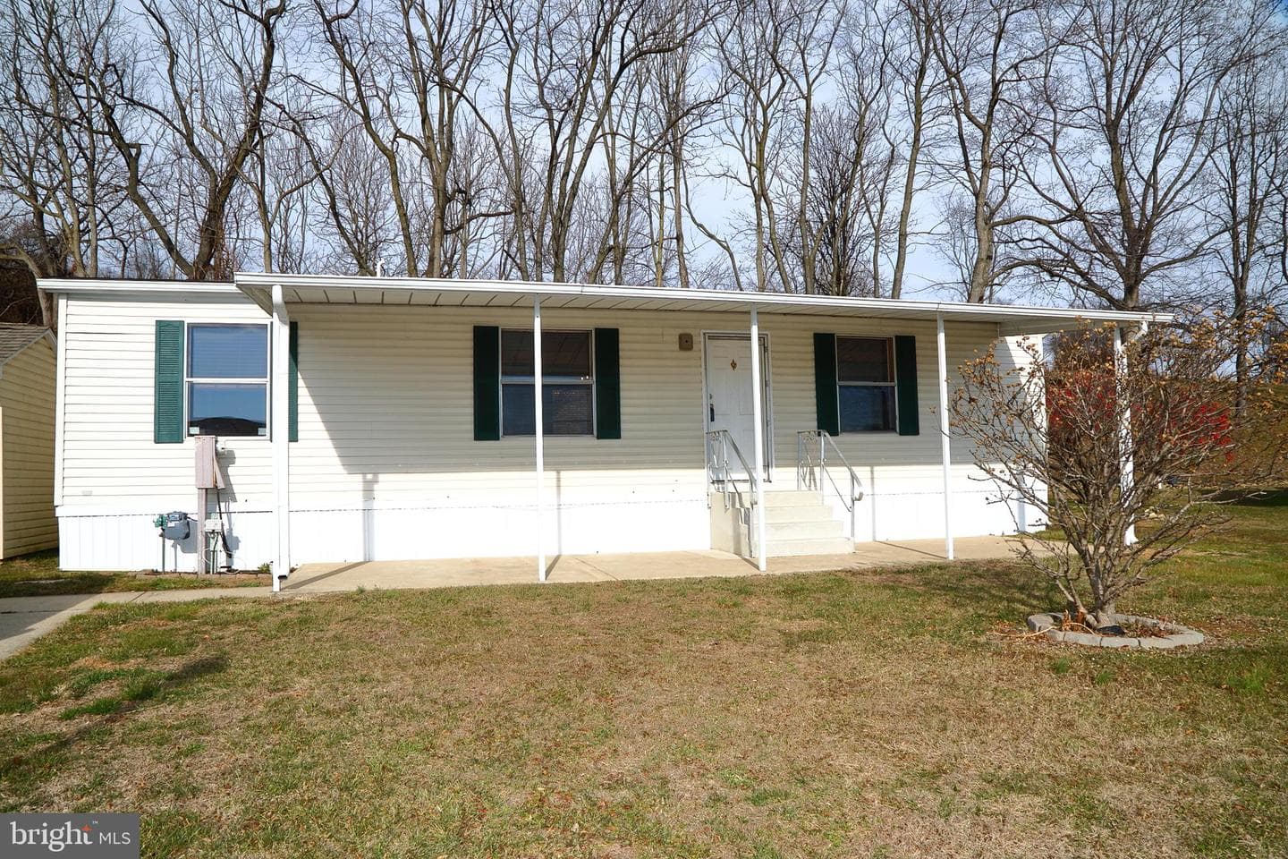 699 Lilac Drive