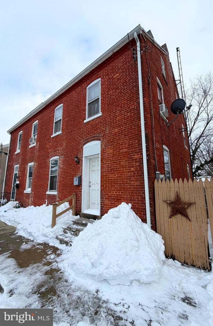 29 W Gramby Street photo 1