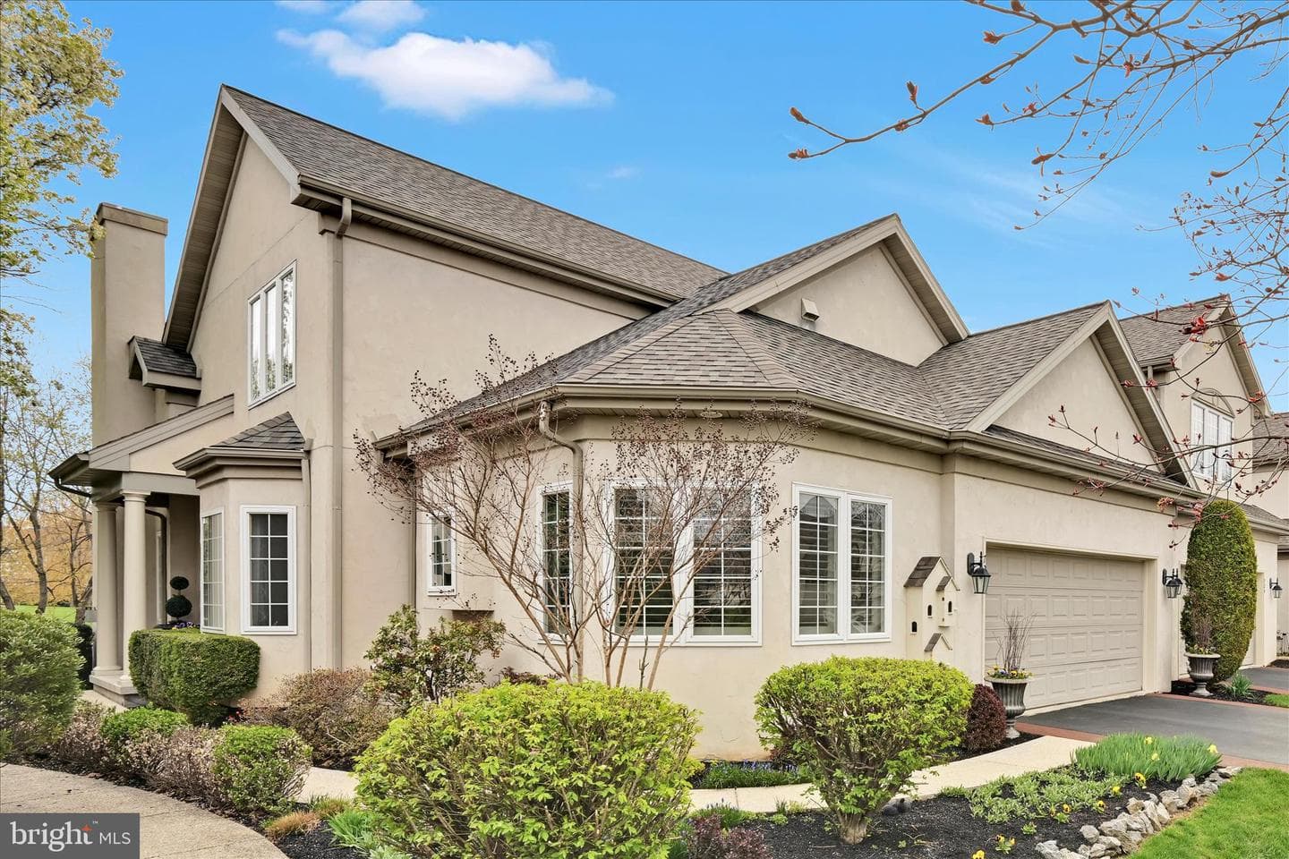 728 Woodfield Drive
