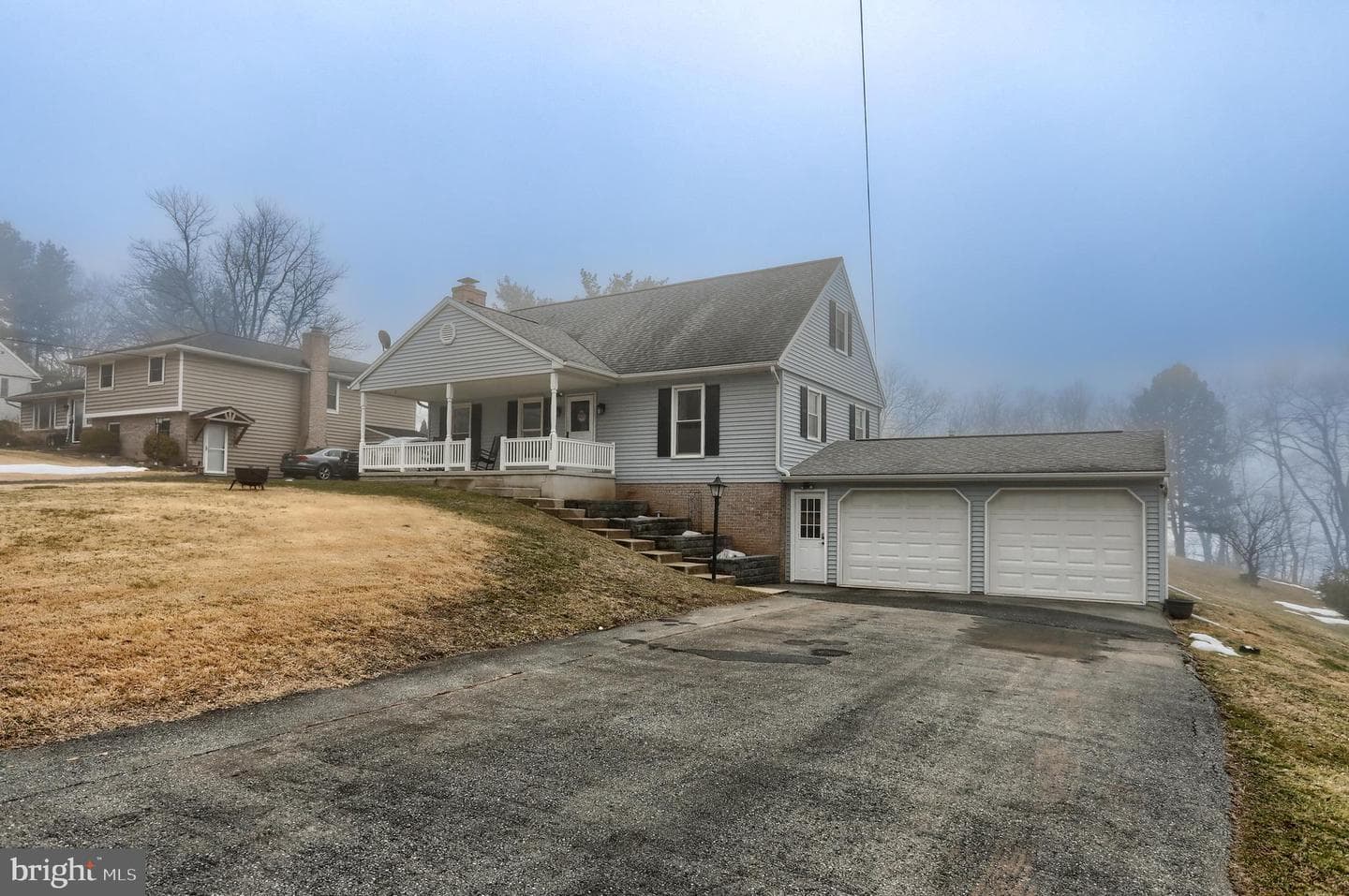 1762 Stonemill Drive photo 1