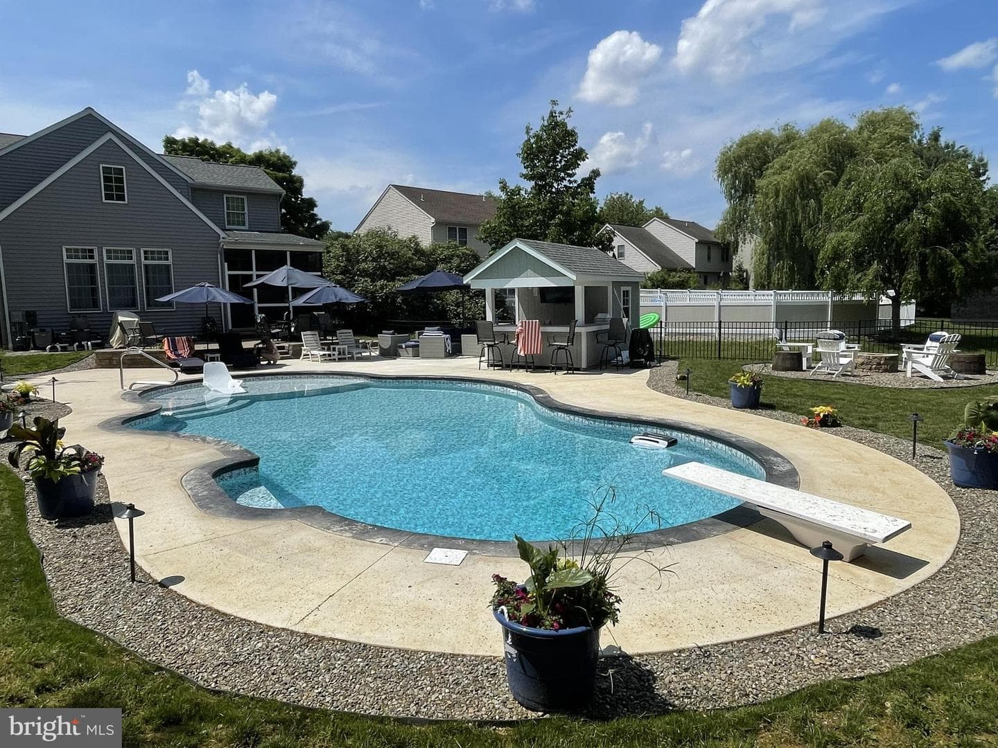 119 Saybrooke Drive photo 1