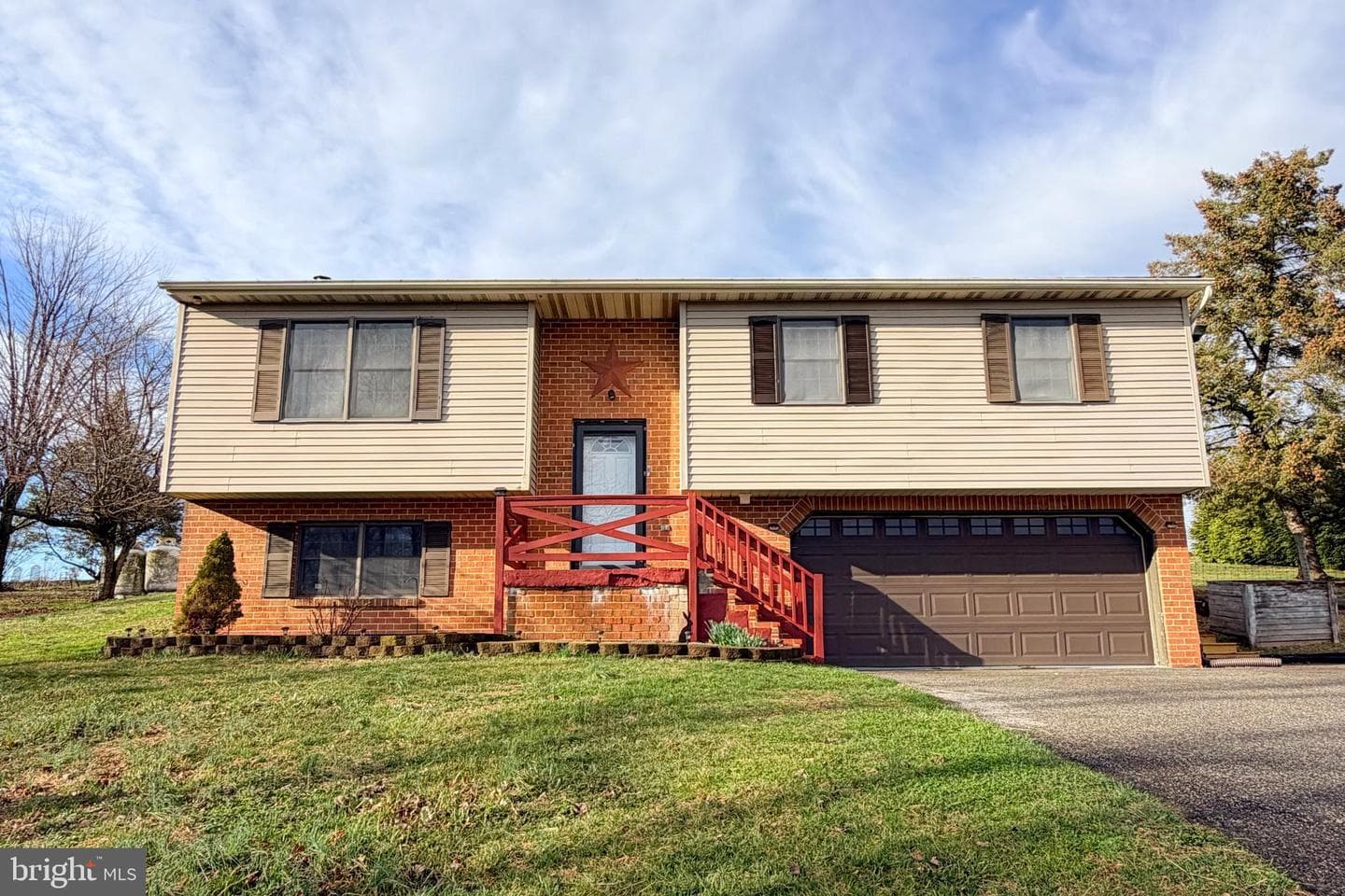 328 Springville Road photo 1