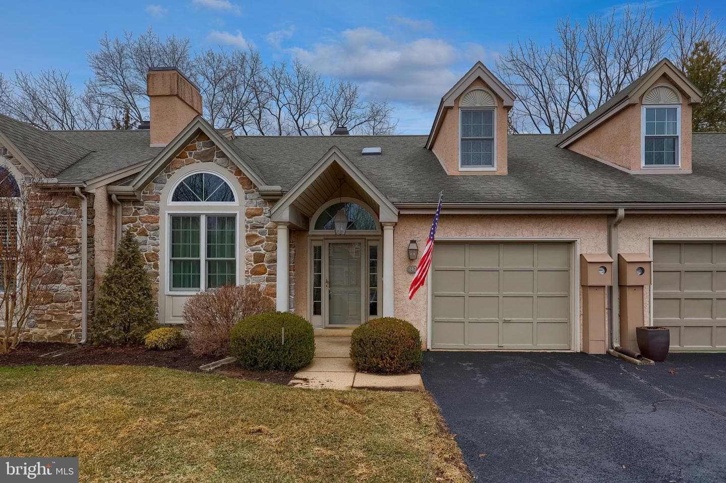 147 Greenview Drive photo 1