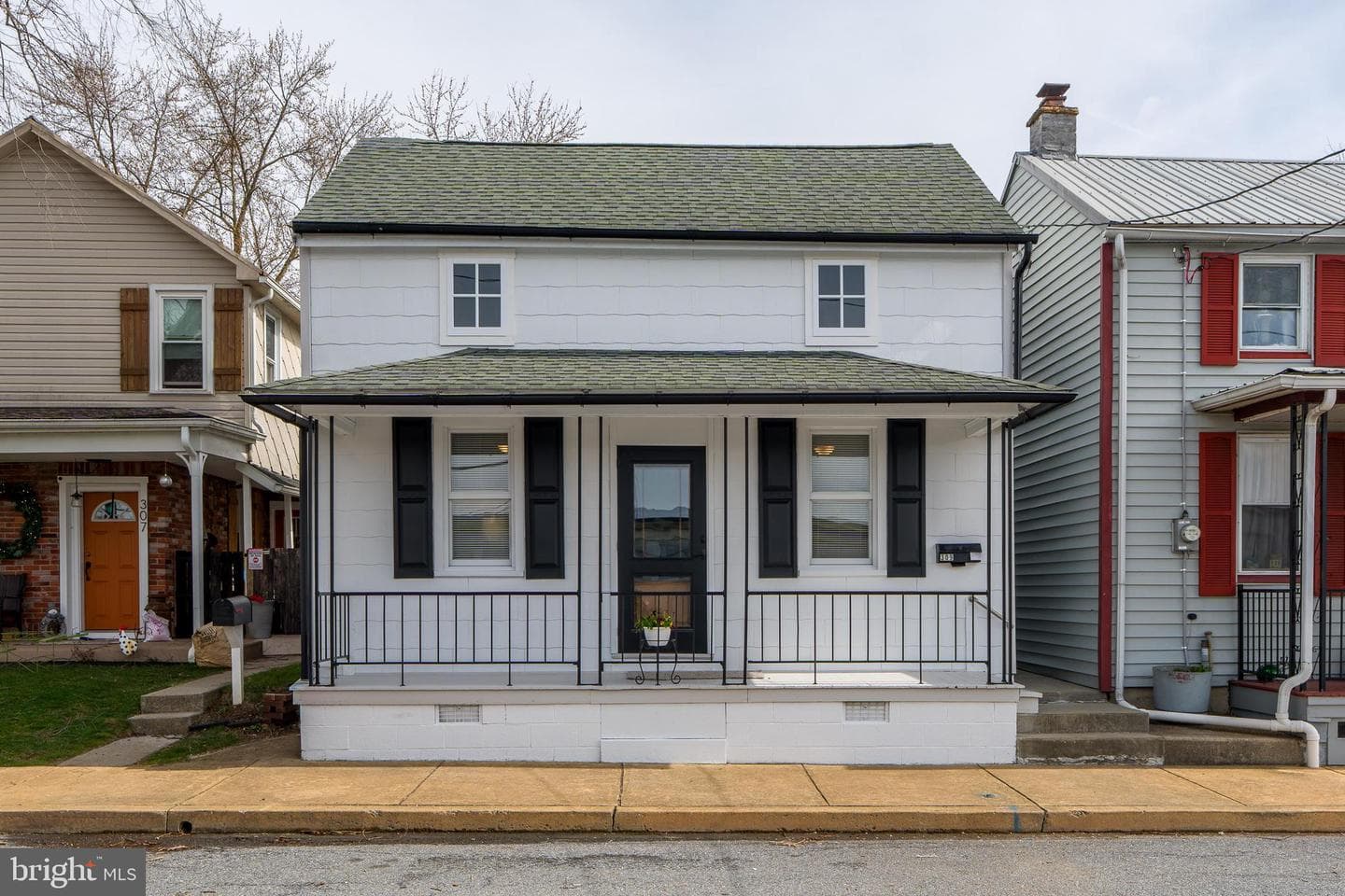 309 S Cherry Street photo 1