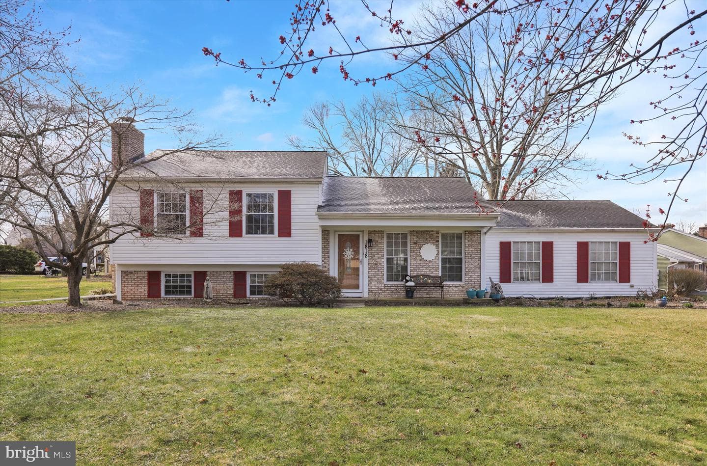 1818 Sturbridge Drive