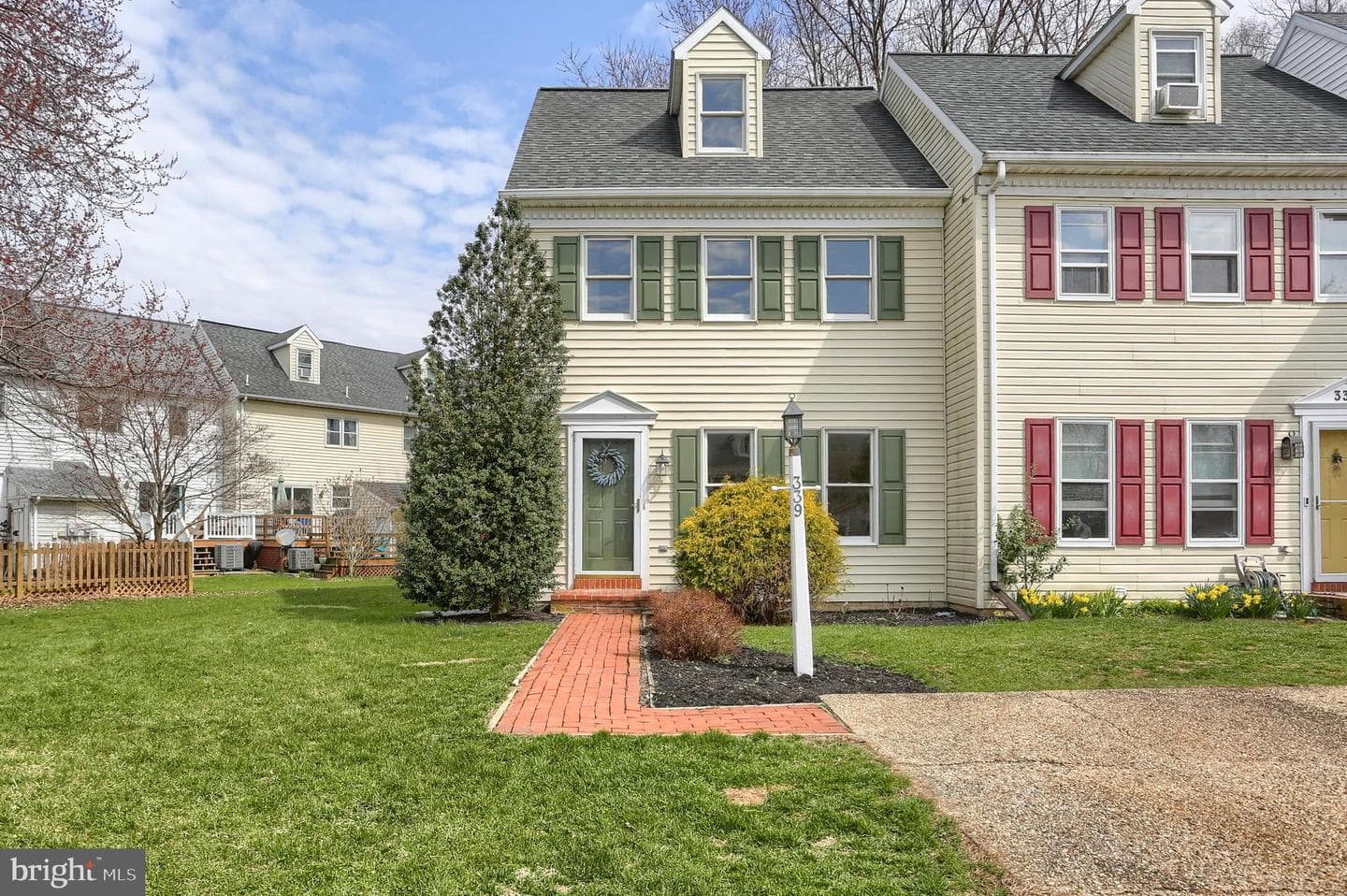 339 Cardinal Road photo 1